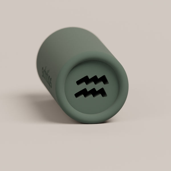 Reusable filter tip featuring the Aquarius design, crafted for smooth airflow and a comfortable rolling experience