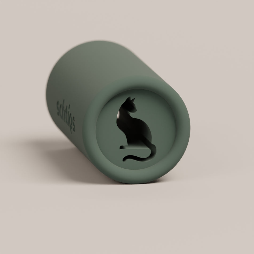 Reusable filter tip featuring the Bastet cat design, crafted for smooth airflow and a comfortable rolling experience
