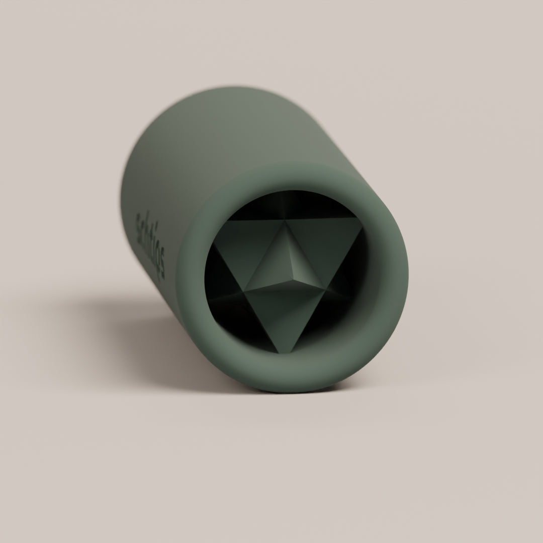 Reusable filter tip featuring the Merkaba design, crafted for smooth airflow and a comfortable rolling experience